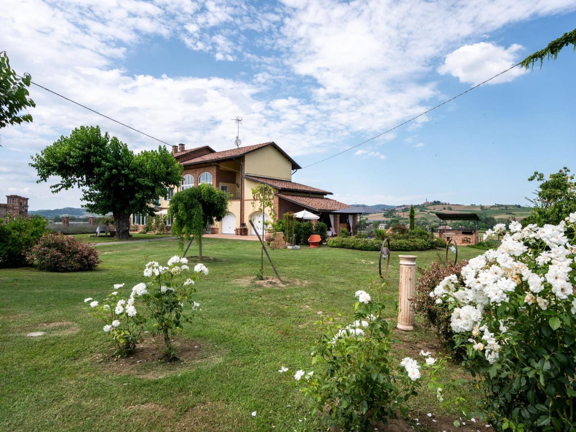Holiday Home La Bell'Aria By Interhome Tonco Exterior photo